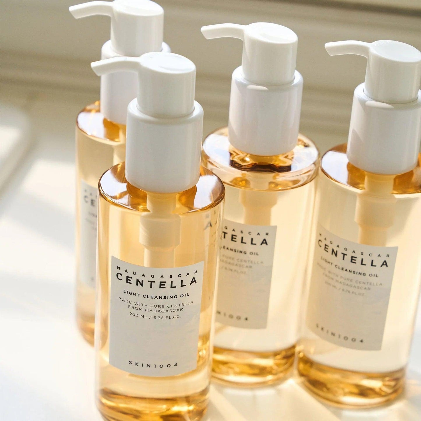 Madagascar Centella Light Cleansing Oil - 200 ml Skin 1004