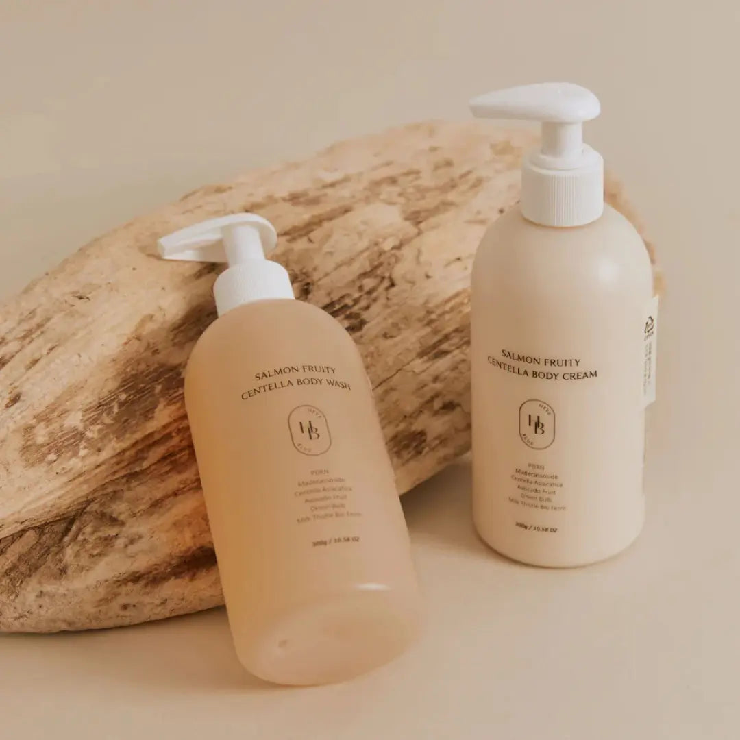 Salmon Fruity Centella Body Wash - 300 g HEVEBLUE