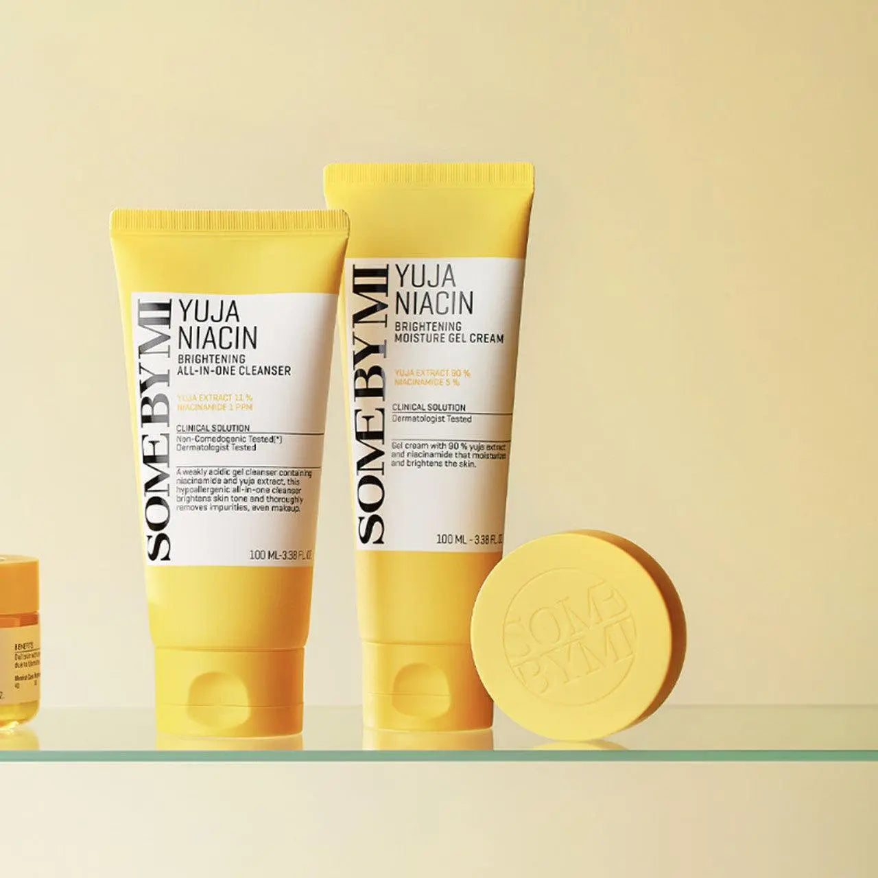 Yuja Niacin Brightening All-In-One Cleanser - 100 ml Some by Mi