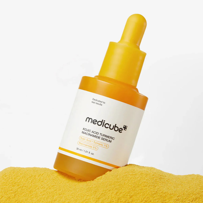 Kojic Acid Turmeric Niacinamide Serum - 30 ml Medicube