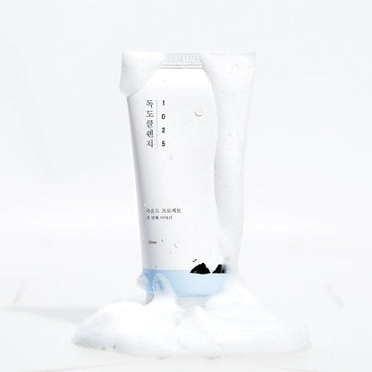 1025 Dokdo Cleanser -150 ml